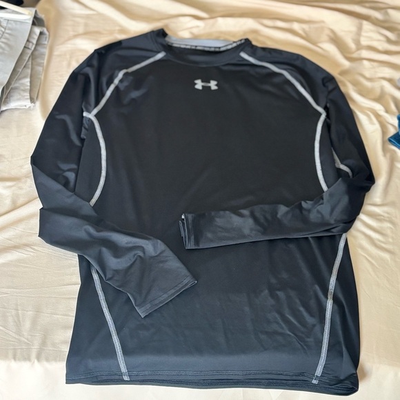 Under Armour Black and Gray HeatGear Shirt - Picture 2 of 6